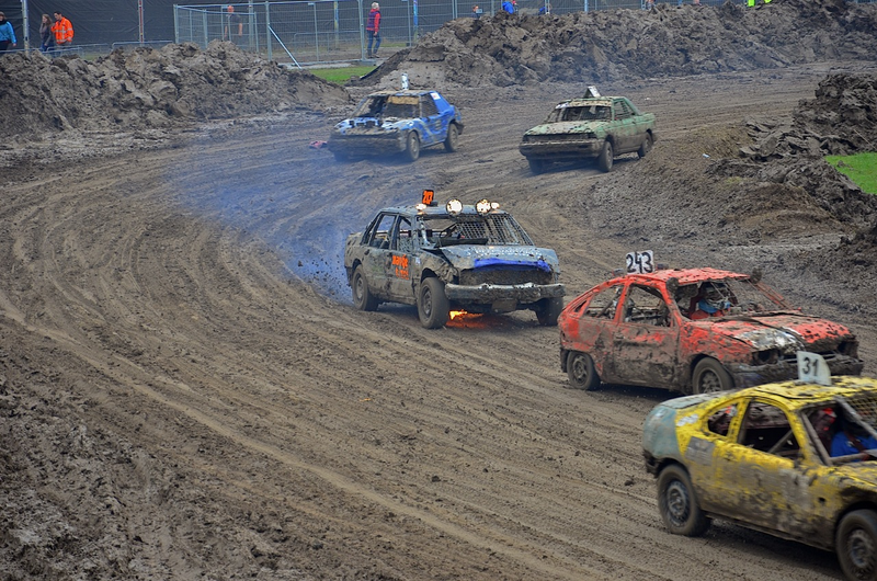 Illustration for article titled The Dïrtburgring Is Western Europe's Wildest Form Of Racing